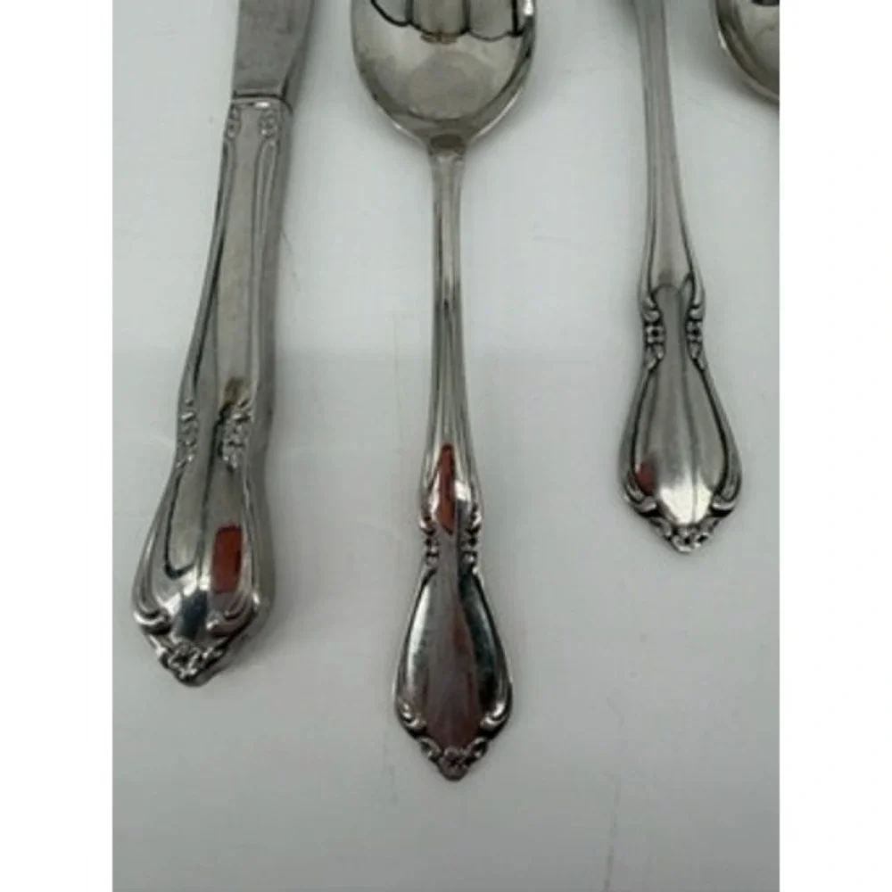 Oneida Chateau Stainless Flatware Mixed Set Oneidacraft Deluxe Floral Scroll 4pc